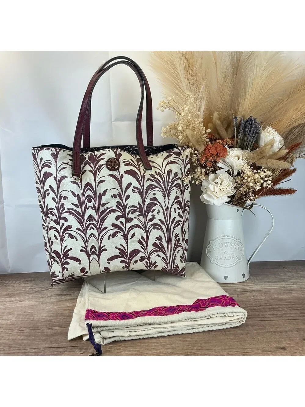 Tory Burch Kerrington Wonderland Burgundy Cream Tote Hand Shoulder Bag‎